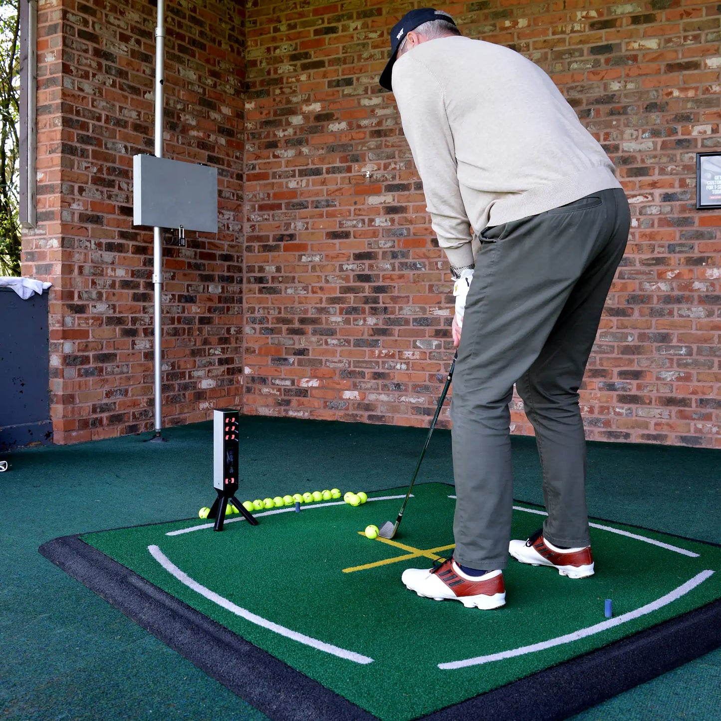 Square Golf Omni Launch Monitor