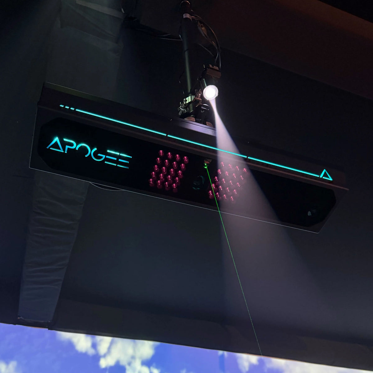 TruGolf APOGEE Launch Monitor