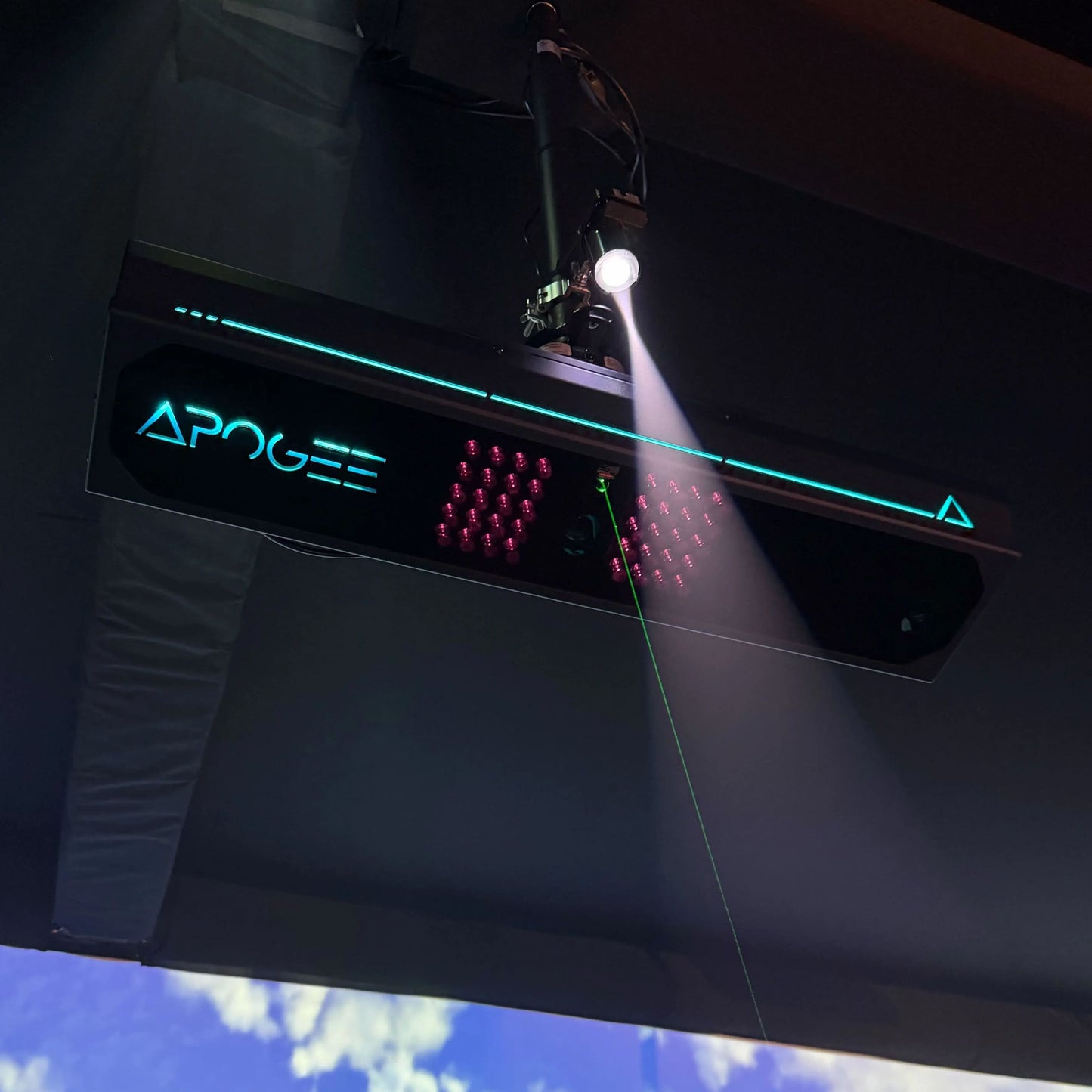 TruGolf APOGEE Launch Monitor