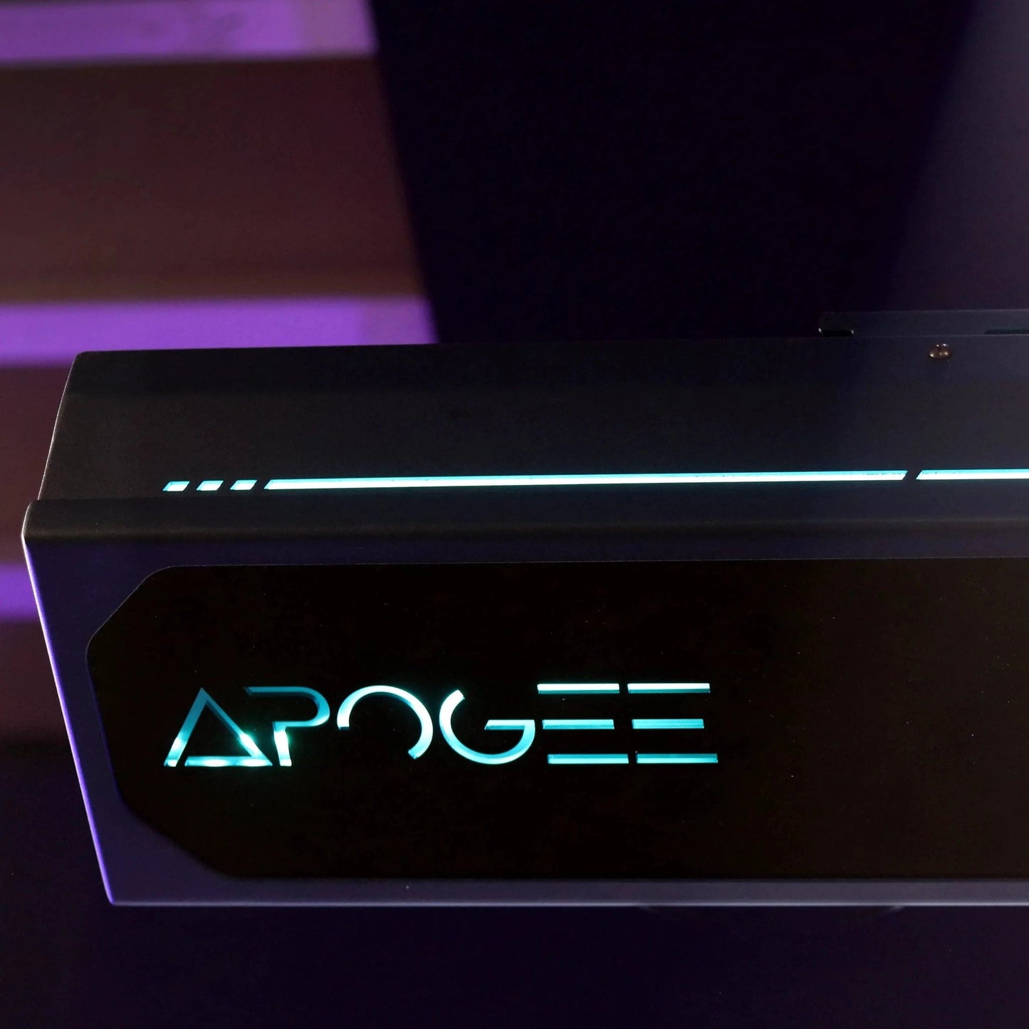 TruGolf APOGEE Launch Monitor